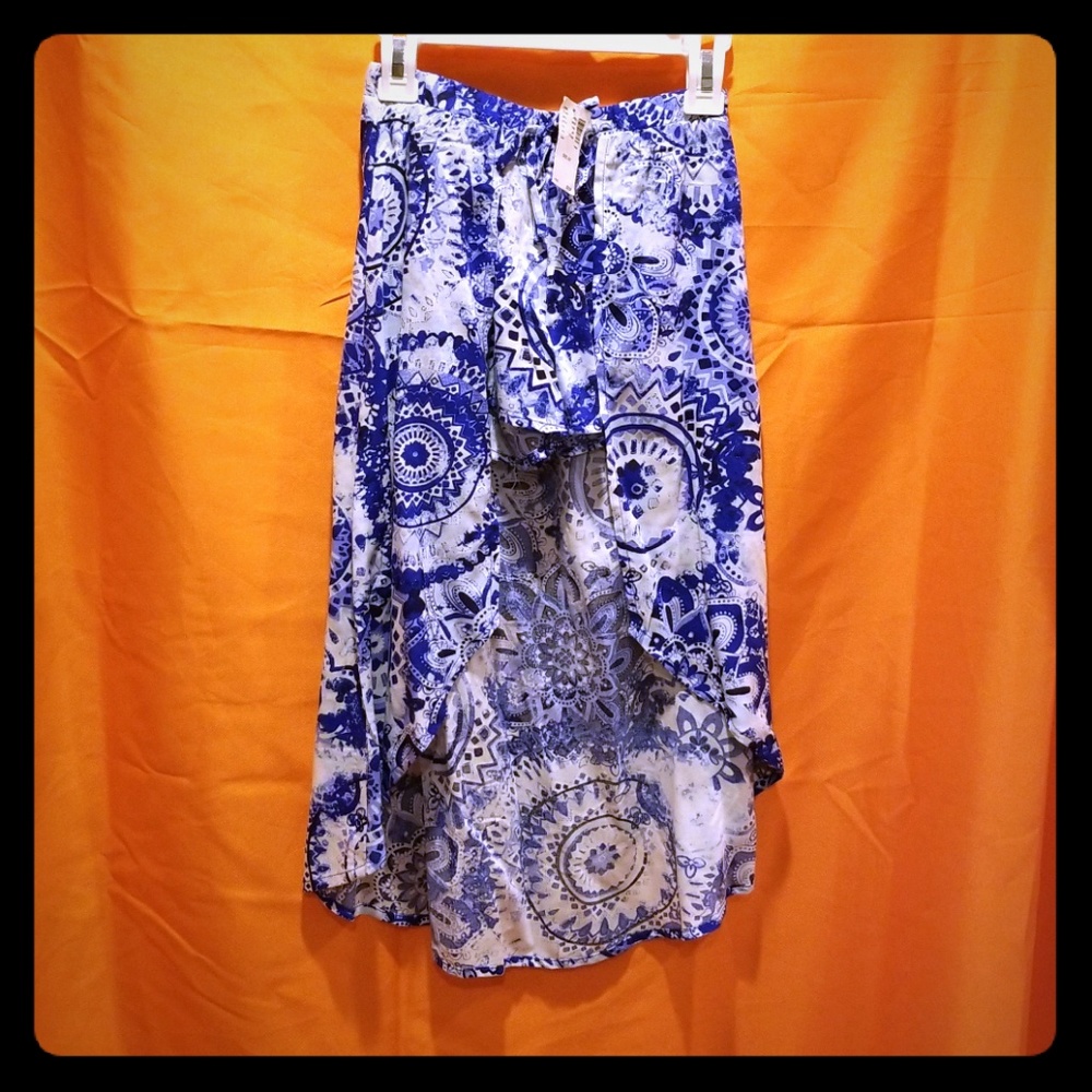Walk through skirt